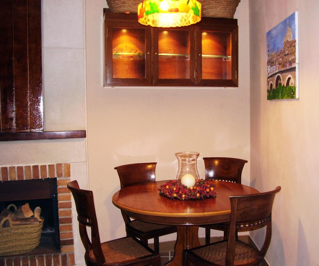Casa Escosa Hotel Albalate del Arzobispo Bagian luar foto