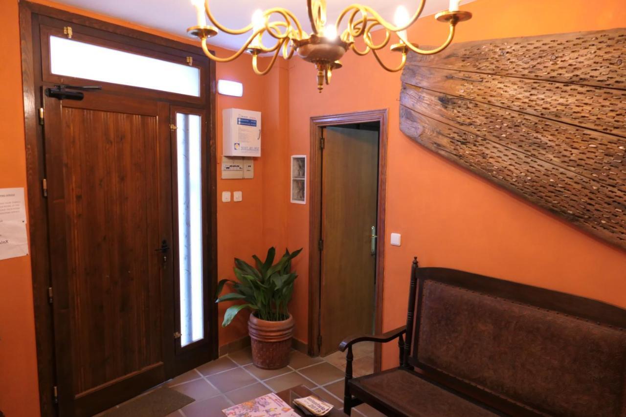 Casa Escosa Hotel Albalate del Arzobispo Bagian luar foto